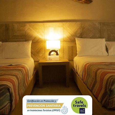 Hotel Puerto Corcho Пуэрто-Морелос Экстерьер фото